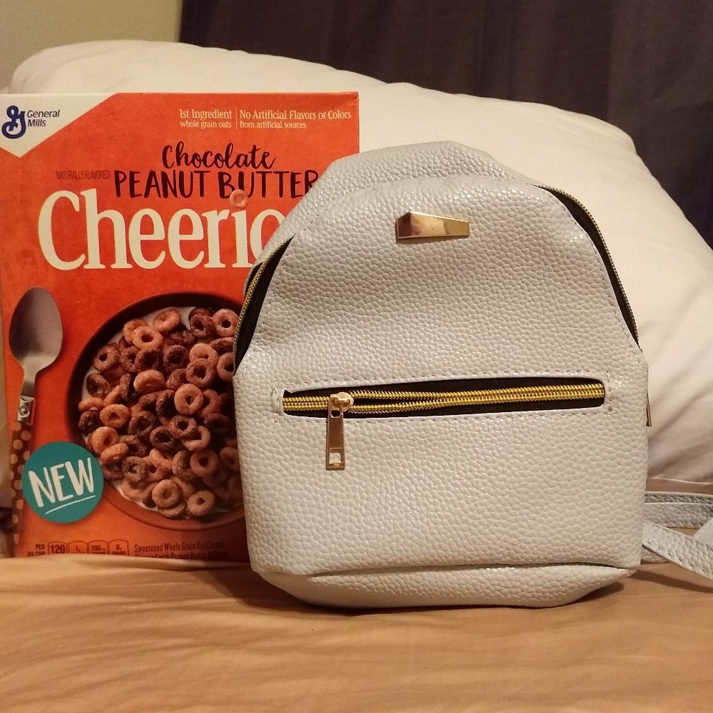 NWT Mini backpack and adorable kitty wallet - Picture 2 of 8